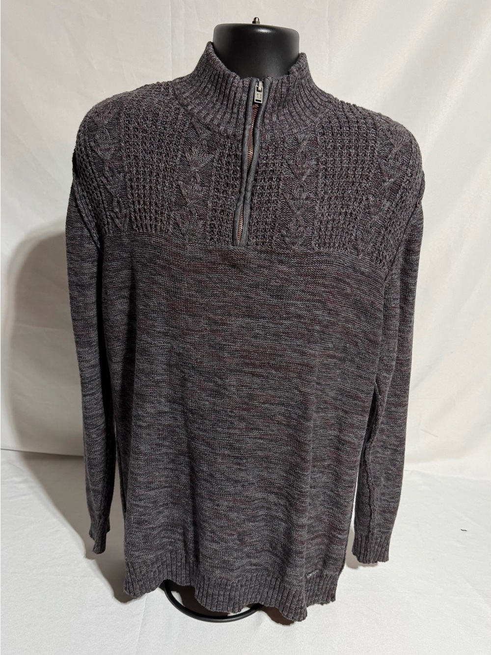 J.B. Holt “The Lincoln” Men’s Quarter Zip Sweater Size Large Gray
